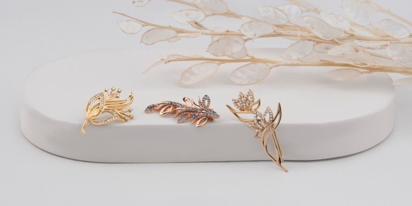 Alfinetes e Broches